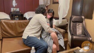 FC2-PPV-4661735 【超值裝】在書店打工的真人女孩**大學生和中出做愛到天亮IMEDAMAFC2