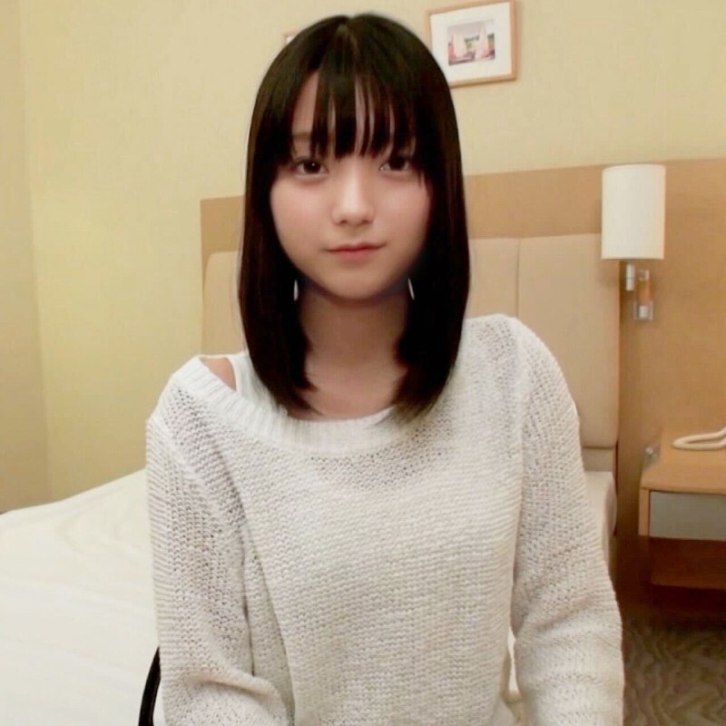 FC2-PPV-4679339 [肛門穿透] 驚豔的18歲嬌小少女，酷似某偶像，被內射肛門。傳奇般的影片展現了兩個依然鮮嫩的肛門的發育。 [額外4GB]