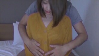 FC2-PPV-4688995 【限時5天重製版瘦臉馬賽克】秋田美女人妻光天化日下飯店給老公買伴手禮被叫出來中出重製版