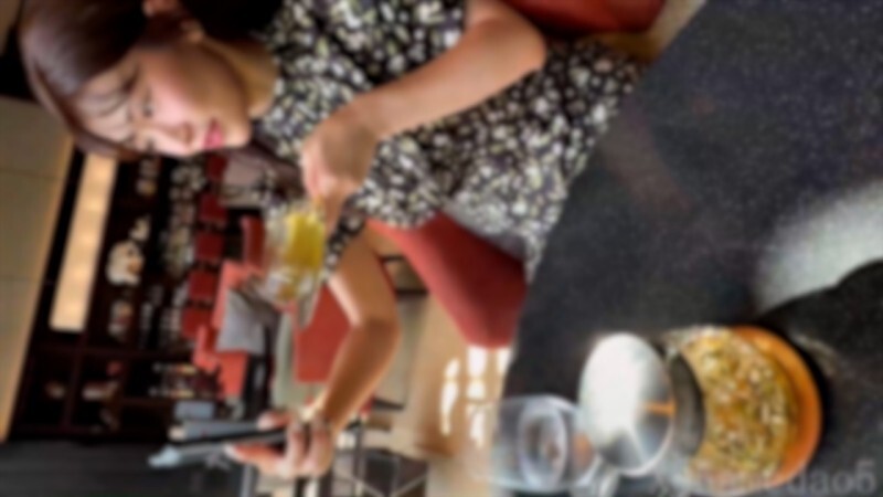 FC2-PPV-4693923 *慶祝新帳戶開通，享受 80% 折扣 [未經審查**] 一位在行業前沿 10 年的傳奇 AV 女優。秘密露面宣傳我的雞雞。我的精液被她魔性的技巧和惡魔般的陰道榨乾了。 。在线观看