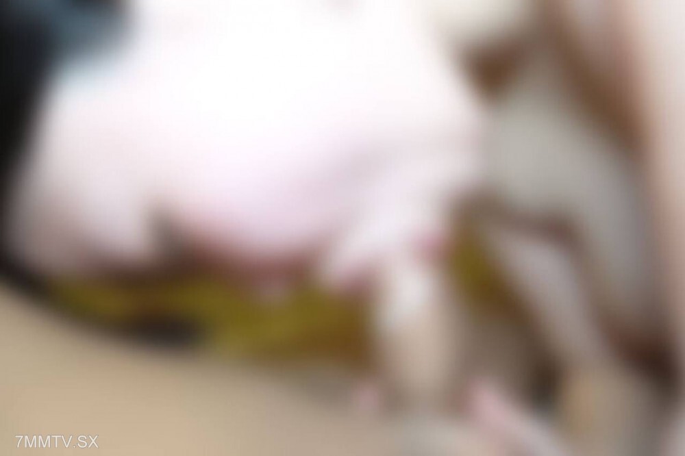 FC2-PPV-4702466 【故事結束】十歲的妻兒，豐滿的胸部，豐滿的身材，家人的失誤和強行進攻，一個勇敢者的努力【下】在线观看