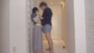 FC2-PPV-4711865 ♡ 半價到6月29日【無碼，完全素人】* 可愛的前田徑短跑運動員兼私人教師，26歲，擁有超級美麗的肌膚，美得可以透過它看到管子！一根粗壯的生肉棒插入她凹陷的乳頭，精液從她體內滴落