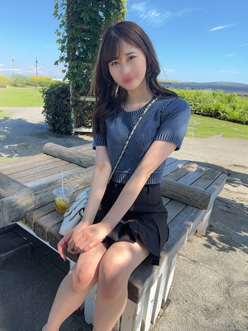 FC2-PPV-4717599 心跳加速，無可避免！她個性直爽，很有男人味，但一旦交配，就會變身超級可愛的「女漢子」——萌翻了！ ** 20歲大學生⇒ 恩愛中出“Mizuki”在线观看