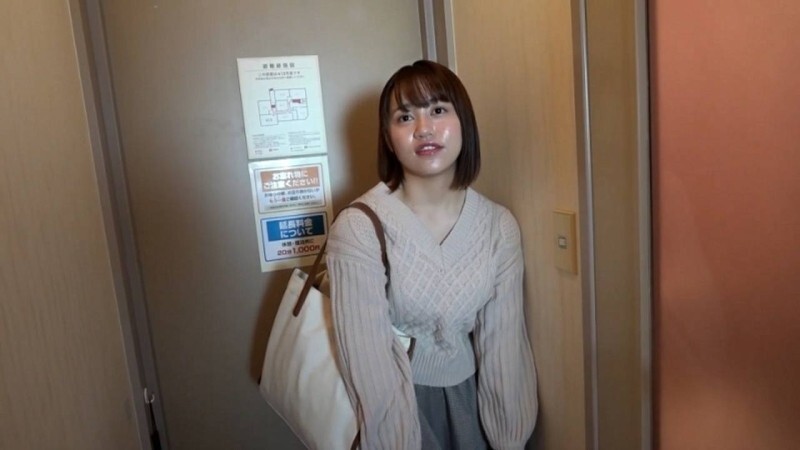 【そらﾁｬﾝ×個撮】断れない系むっつりメンズエステ嬢に中出しもお掃除フェラすらもさせてしまいました…