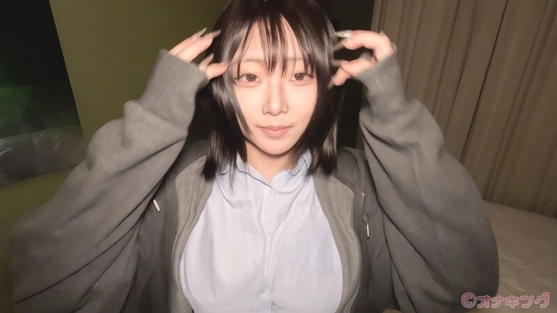[I컵 신성 밥가슴] "큰 가슴에 콤플렉스가 있어서 작게 보이게 만들었어..." 원래 큰 가슴에 불안했던 여자가 거대한 가슴을 드러내며 신음하고 미친 듯이 사정한다. 첫 촬영.
