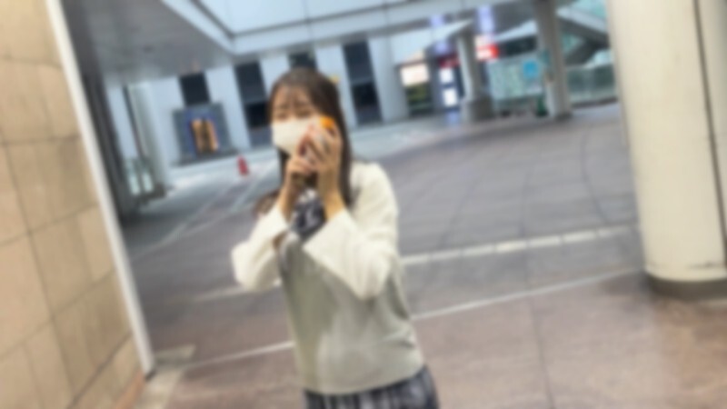 【23迄1290pt】【初撮】この前卒業した18歳アイドル候補生ゆうかちゃん。「これ、気持ちいいです。。」神体質が初めての電マで何度も痙攣、イキまくり。制服姿で腰を使ってヌルヌルパイパンマンコに中出し