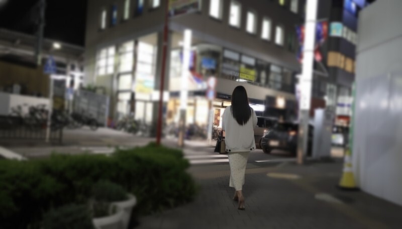【초대량 시오후키】초절드 M 유부녀♡ 3개월 섹스리스로 한계돌파 “난폭하게**해서…”라고 간원. 젖꼭지 드릴로 이성 붕괴 배꼽 & 구내 & 질 내 사정의 3 연발에서 청소 입으로 완수!