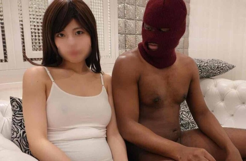 Gカップ清楚系美人教師、彼氏の提案で黒人寝取られプレイに挑戦、異次元級の黒人超巨根でイカされまくり！高速ピストンで何度も絶頂、快楽堕ちして彼氏の前で完全にメス化第1章 【海外版】