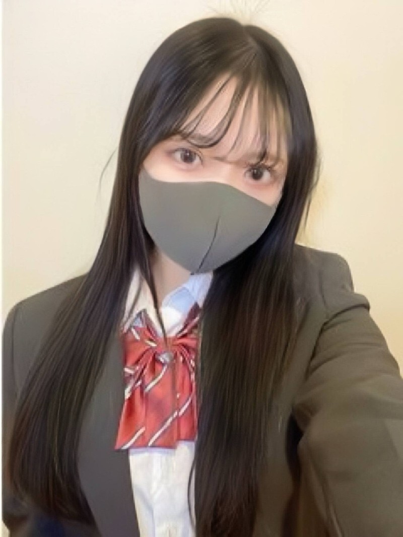 【첫 촬영】 인형 같은 재색 겸비의 날씬한 미녀 사쿠라 짱! 모 유명 모델 사무소의 금 알에 첫 질 내 사정 해 왔습니다!