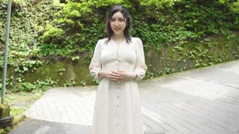 FC2-PPV-4852720 FC2-PPV-4852720 【山梨县某处】「拥有超过100公分I罩杯美胸的性感人妻」首次拍摄户外NTR（被NTR）硬派射精影片。长达100分钟的震撼视频，挑战了公开发行的尺度极限。 *快来看！