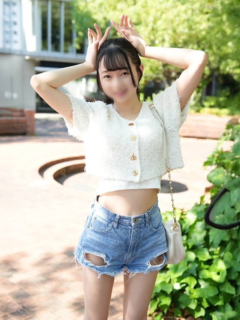 ※初回のみ※148cm＊上玉降臨＊透明感が凄まじいアイドル級のめっかわ歯科衛生士さん（２０）をちんぽで突いてたらエロ過ぎるメスになりました（つぼみん）