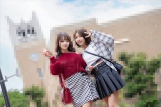 FC2-PPV-4878542 【早稻田大學經濟學部四年級】兩位關係親密的女大學生在畢業前夕放縱自己，進行了一場四人性愛派對，並伴有體內射精。