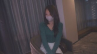 FC2-PPV-4894409 【45歲奇蹟】一位性慾旺盛的美麗成熟女性參與三人性愛，並在體內射精。