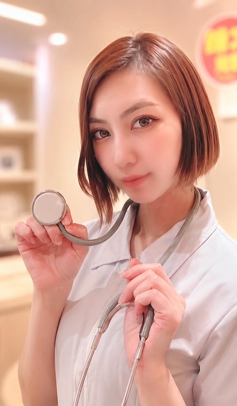 【無】【初撮り】美容看護師 「もう挿れて..」クールな性格が快楽に溺れ豹変！最後は*宮の奥にいっぱい出して..!!【本編約１時間４０分】【完全顔出しフェラ(口内射精)特典あり】