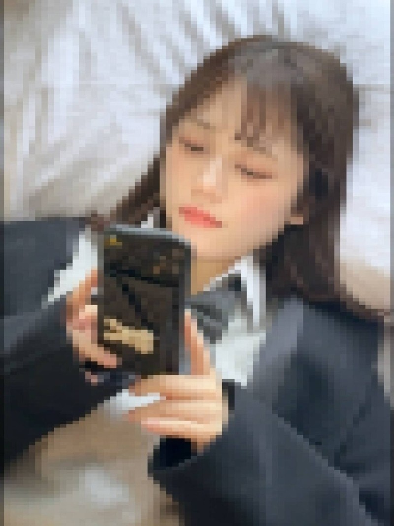 【2026년 3월 졸업】 ”전 아이돌 연구생”F컵 18세 진짜 미녀 유니폼 출연. 고액 교섭 알약 없이 질 내 사정 희소 POV. ※ 나머지 약간