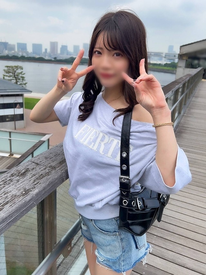 1ヶ月禁欲生活☆チ●ポに飢えた美巨乳**大生（２１）☆遠隔ローターで極限まで焦らしたらおまんこびちょ濡れのヤバ発情⇒一心不乱の生ハメ中出しSEX