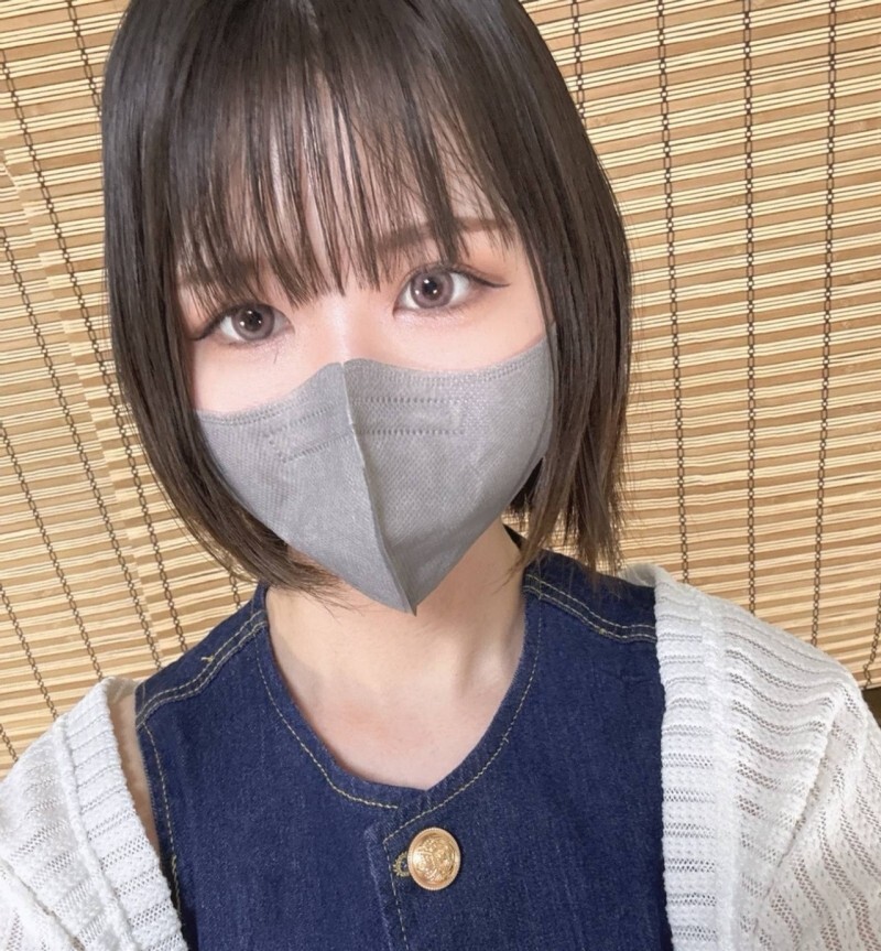 【완전 아마추어 & 첫 촬영】경/험/극/얕은 엄청 예쁜 청순 19세 ♡ 부끄러워하는 가게에서 초민감한 신체를 자극 계속 질 내 사정 하메 ♡ 특전 있음