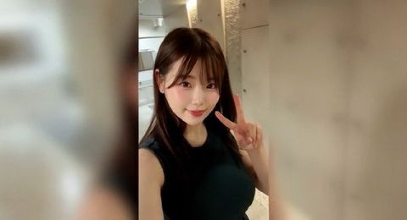 【얼굴 내기 샘플 있어】『2026년 8월 데뷔 J컵 그라비아 아이돌』 오늘밤 한정의 긴급 공개. 70분이 넘는 생성행위 영상. ※품절되는 대로 종료