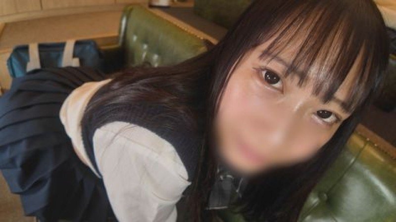 FC2-PPV-4947707 無修正＜Ｇカップで純白なカラダに人生初のナマ中出し＞みちのく生まれ港町育ち、吸い寄せられる瞳の18制服ぷにマンに　精液を一滴残らずオマンコに注入しちゃいました！