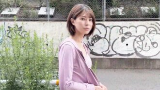 FC2-PPV-4949847 FC2-PPV-4949847 1490积分，截止到31号！ ！ 【续】*额外福利：双语美容顾问。她训练有素的身材甜美诱人，她会紧紧握住你的阴部，控制你的射精。她双眼翻白，脸部因快感而颤抖，大量的精液在她体内深处爆发！