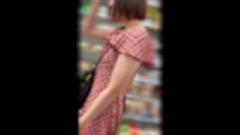FC2-PPV-4961300 FC2-PPV-4961300 *截止至8月18日*【露脸】勾引19岁缺乏经验的女大学生，并协商在她家拍摄性爱影片。记录她克服起初的羞涩，半闭双眼达到高潮的真实而露骨的画面♡