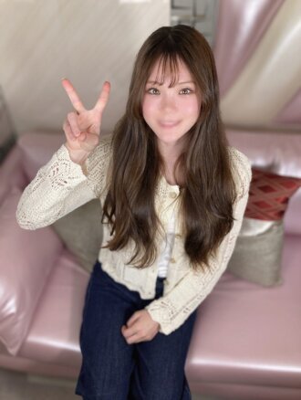 FC2-PPV-4961477 FC2-PPV-4961477 總長170分鐘 [天使業餘 x 美麗的俄日混血女孩 ♡] 18歲的俄日混血女孩美沙經驗尚淺，天真無邪，令人難以抗拒。觀賞美麗的美沙如何與超過20公分長的陰莖達到高潮。