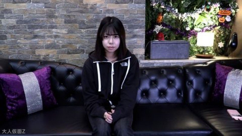 FC2-PPV-4981628 FC2-PPV-4981628 【業餘初體驗】瑪娜（18歲），一個超級可愛的女孩，之前只有兩次性經驗。這是她的第一次口交、第一次使用情趣玩具、第一次射精、第一次肛交，她當時還有點緊張。她高潮迭起的樣子太可愛了，所以...