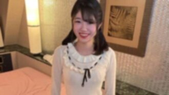 FC2-PPV-4982737 FC2-PPV-4982737 【已停止更新】一位純潔無瑕的18歲少女。我用大量的骯髒精液*填滿了她未經開發的純潔陰道。