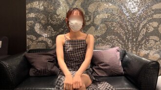 FC2-PPV-4983398 FC2-PPV-4983398 【露臉&允許顏射】27歲的化妝品公司OL回歸。她被一根堅硬勃起的陰莖猛烈插入，痛苦地扭動著身體，發出淒厲的呻吟。這位喜歡被掐脖子的受虐美女最後被制服，並被狠狠地顏射。