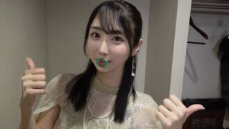 FC2-PPV-4986925 FC2-PPV-4986925 【僅剩少量】「大二畢業生，F罩杯音樂老師」在FC2禁忌亮相。無手保險套使用及原始射精性愛影片。 *售完即止