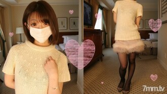 [NG lifted] Iyon SS class shaved beauty ☆ finally lifted! Isang nakakabighaning boses ng anime na nag-iiwan sa pamamagitan lamang ng isang boses na "Ikutsu ♥" Isang napakalaking erection chestnut na nakatago sa isang pinong maliit na Loli body [Walang moza] Available ang bonus na video