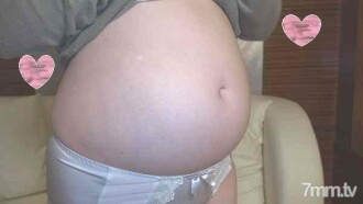 [Pemotretan individu] [Tidak ada] Seorang wanita hamil yang sudah menikah yang datang untuk merekrut sesi foto untuk pertama kalinya! Cum tembakan seks dengan Doero! ! Hamil 7 Bulan, Mizuki, 26 Tahun