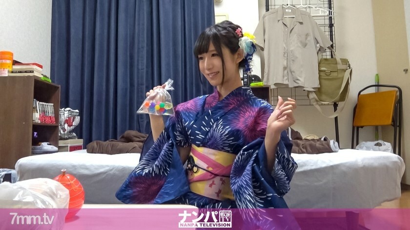 【花火大会・浴衣ナンパ！】百戦錬磨のナンパ師のヤリ部屋で、連れ込みSEX隠し撮り 072
