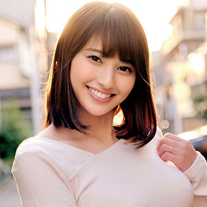 Hitomi