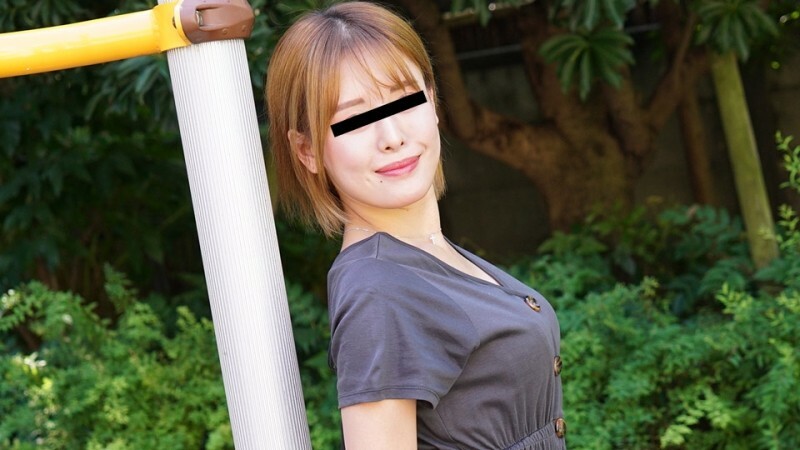 PACOPACOMAMA-042724_100 一个可爱的已婚女人正处于出轨的巅峰期在线观看