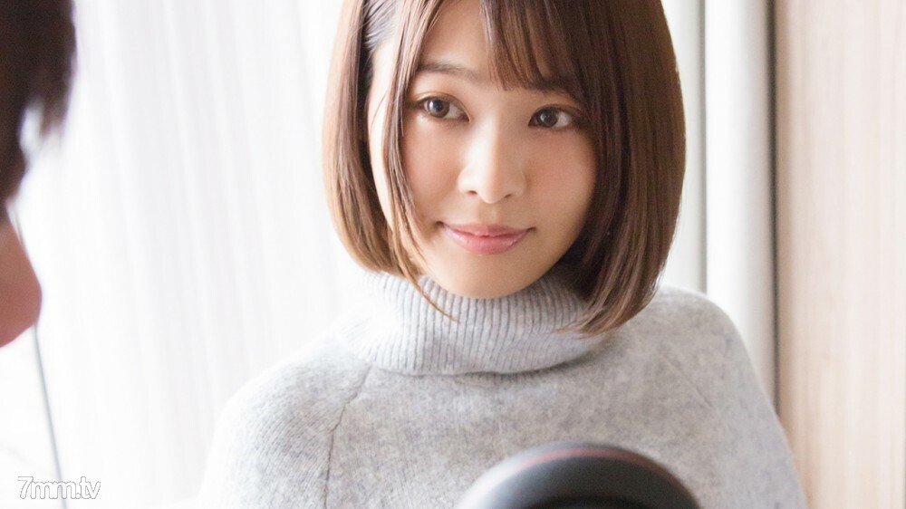 POK-001 POK-001 美丽的乳房摇晃奇闻趣事 H / Ayu