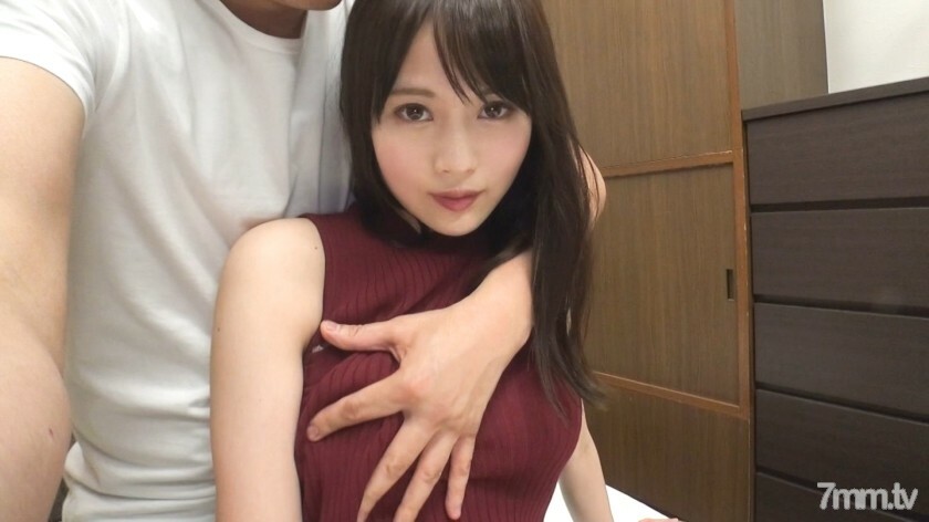 SIRO-3717 SIRO-3717 【第一枪】网络AV应用→AV体验拍摄896挑战AV有气势！ ??如果你用可爱的脸脱下它，它会超出你的想像！ !!一边弯曲白皙修长的身体一边捲起〜♪您会惊讶于脸部和身体之间的差距〜www