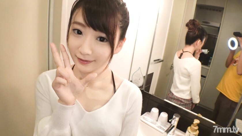 SIRO-4003 【第一枪】【尿裤子】【透明○活跃JD】透明性出众的业余大学生，情色敏感度太高。连续去世太多次了……【第一枪】网上AV应用→AV体验拍摄1120在线观看