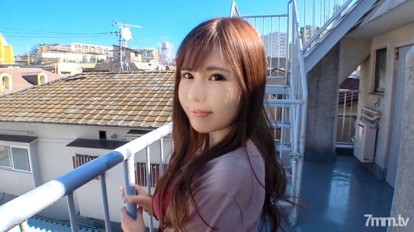 SIRO-4015 【第一枪】【蓬鬆G派】【吞噬阳具的腰使】洒下性感的年轻魅力少女被G奶抢了..应用业余，第一次AV拍摄116在线观看