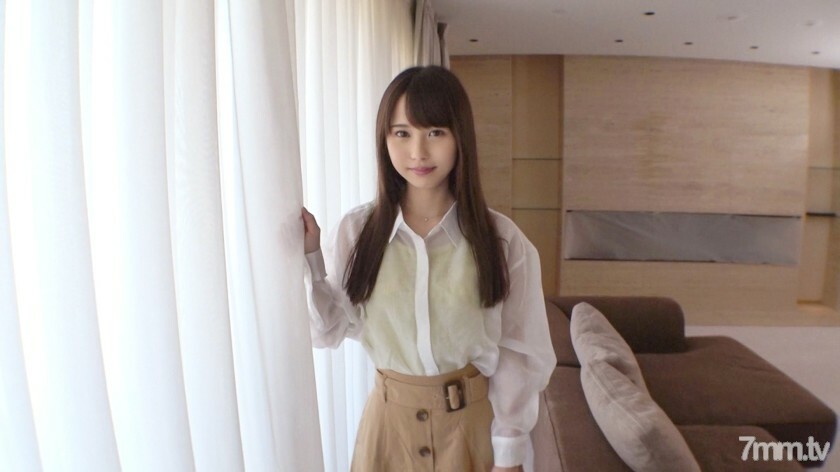 SIRO-4302 【第一枪】【光滑的年轻肌肤】【被恋物癖的出现而激动】由于她害羞的性格，她拥有光滑美丽的裸体。在第一次拍摄中我申请的覆盖经验太少..申请业余，第一次AV拍摄170在线观看