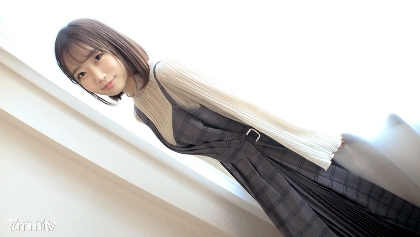 SIRO-4435 【第一枪】【皮肤白皙的女大学生】【强烈追求..】JD 20岁，只有同龄男生的经历。圈内最萌妹子任由成人技术摆布..网上AV应用→AV体验拍摄1467在线观看