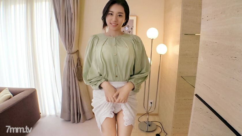 SIRO-4483 【第一枪】【不道德的醇厚】【口交】高挑苗条美女老婆的苦情爆发。我正在吮吸另一根棒子，被在阴道里挖了很长时间的感觉困扰我记不清了.. 应用业余，第一次 AV 拍摄 220在线观看