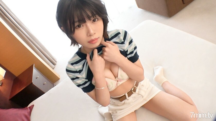 SIRO-4706 【第一枪】【天真烂漫的少女】【海量喷】羞耻却被责怪身体敏感散潮的苗条少女出土。一边用背部的猛烈活塞摇晃娇嫩的身体，使年轻的脸膨胀，一边以“Iku，Iku ..”达到高潮..网络上的AV应用→AV体验拍摄1688在线观看
