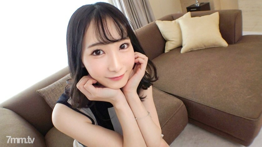 SIRO-4804 【第一枪】【修长美腿】【超敏感体质】H 找到了一个爱宠又魅力非凡的美女宠物店店员。一边嘲笑演员的要求，一边开始责备鸡巴，用熟练的舌头导致完全勃起..网上的AV应用→AV体验拍摄1766在线观看