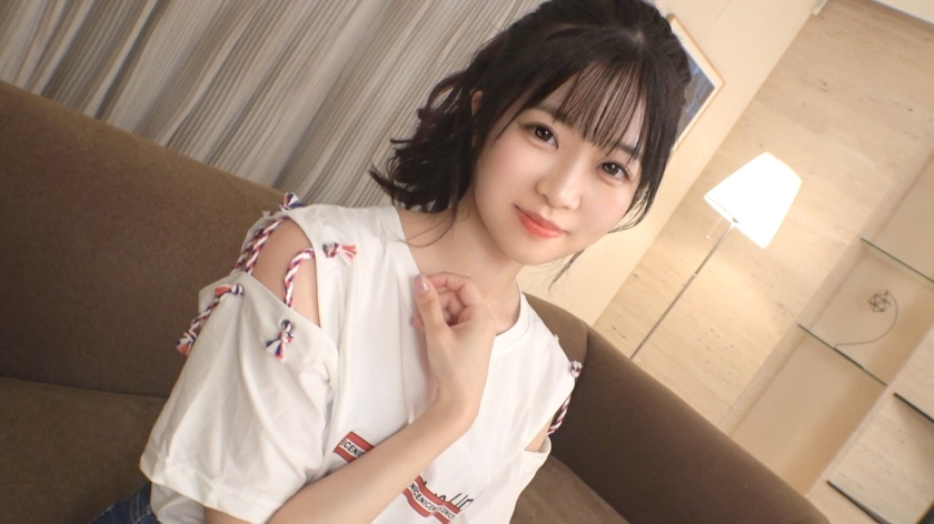 SIRO-4974 SIRO-4974 【绝品风采】【NTR慾望】健身教练的美体！一接吻就开机！一个可爱的小动物女孩，想要与不道德感发生性关係。