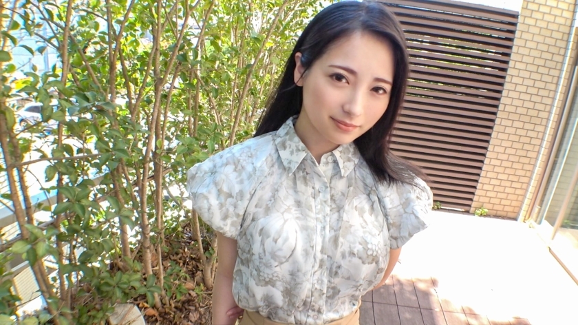 SIRO-5181 SIRO-5181 [高峰花] 干净俐落的美女，迎来人生第三根鸡鸡！儘管她只经历过正常的性行为，但她却被强烈的渴望到潮吹和尖叫！ 【初拍】AV线上申请→AV体验拍摄2074