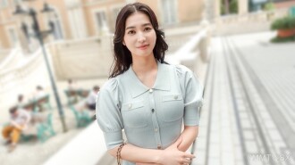 Isang malibog at mausisa na IT beauty ang humihingi ng isang bagong karanasan sa sekswal na pag-ibig! Nang makita ko ito, nakilala ko ito, at ang kwento ay isinulat ni Takashi Takashi. Ganap na nalubog sa kasiyahan, walang batas at makasarili! [Unang beat] Pagsusuri ng AV sa network → Pagsubok sa AV 2549