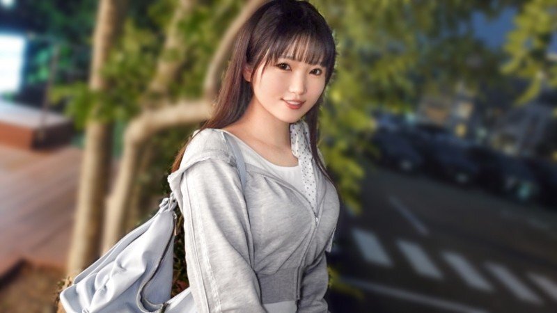 SIRO-5719 SIRO-5719 「一個喜歡成熟男人的早熟女孩。在成人影院裡被成熟男人包圍時，她會興奮不已。她的陰部被撫摸會讓她高潮，臀部被扭動也會讓她高潮，她全身都是性感帶，無論你對她做什麼，她都會高潮！【初次拍... - ミヅキ 21歳 美容ノ専門学生