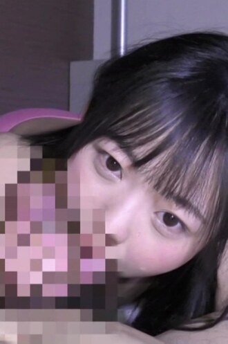 TSSR-2613 一个外表平平、绑着双马尾的女孩摇晃着她小小的乳房，拼命地做爱。