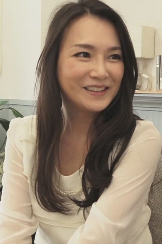 TSSR-3907 她長相甜美，但很容易被挑逗！一個性慾旺盛的妻子，迫不及待地想要做愛。